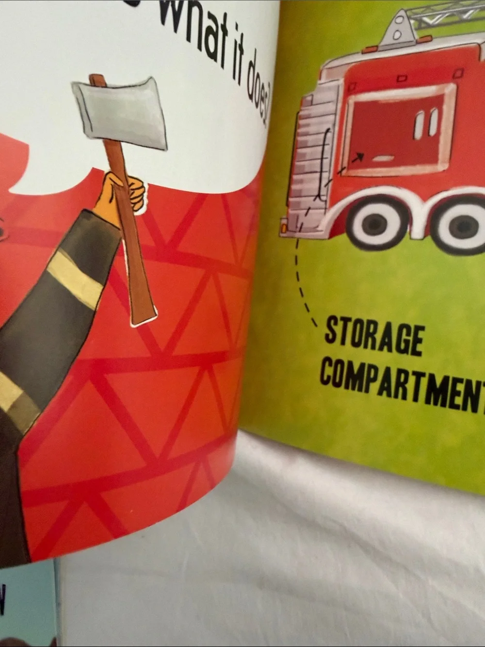 Fire truck rapid responders Board Book